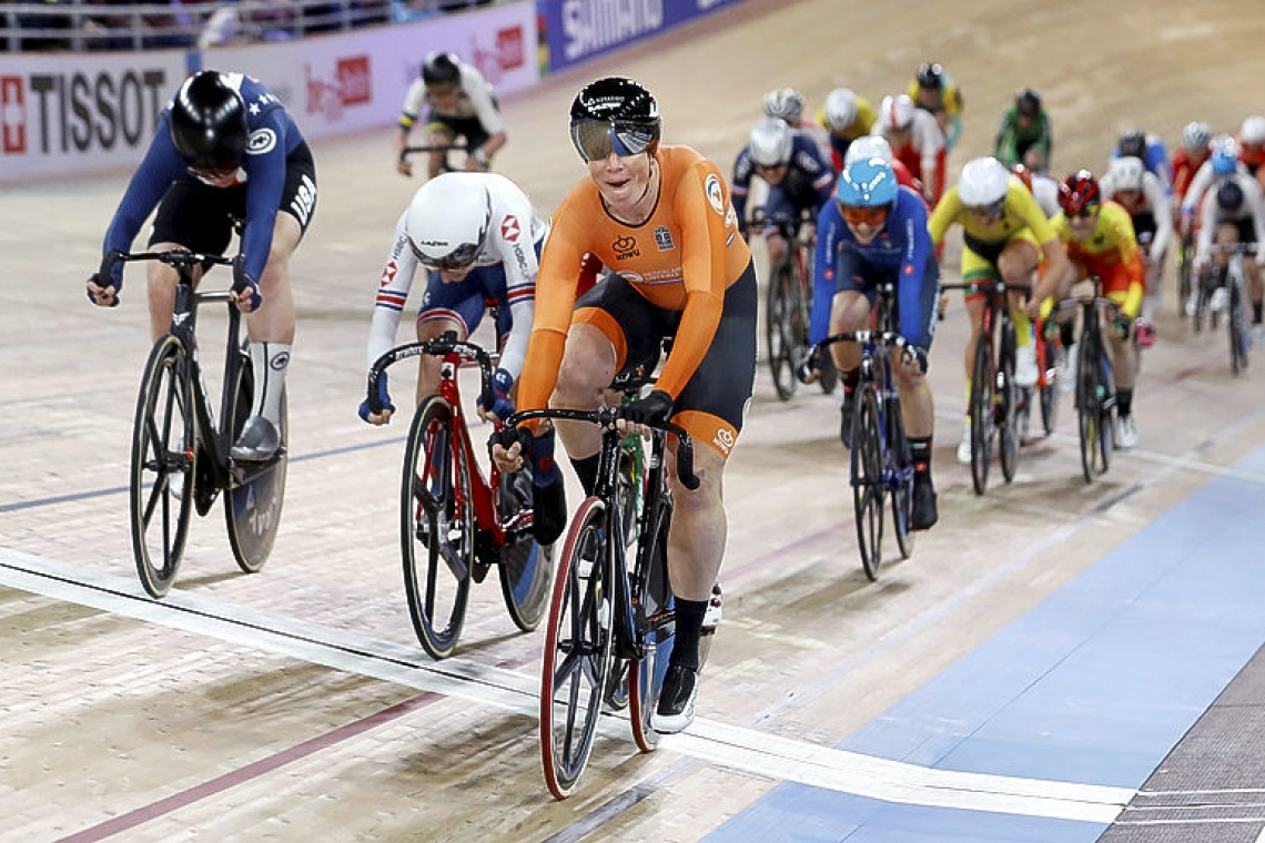 Double gold delight for Dutch as records tumble