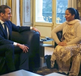 Christian woman in blasphemy dispute invited to live in France