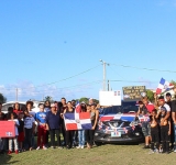     Dominicanos wear sombre colours in protest of election postponement