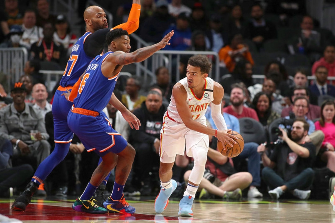 Knicks overcome Young's 42 points, beat Hawks in OT