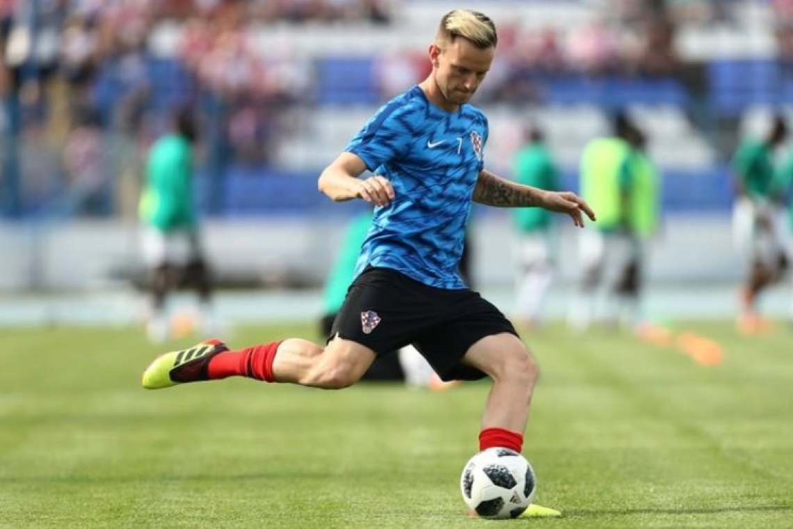 Don't treat me like a sack of potatoes, Rakitic tells Barcelona