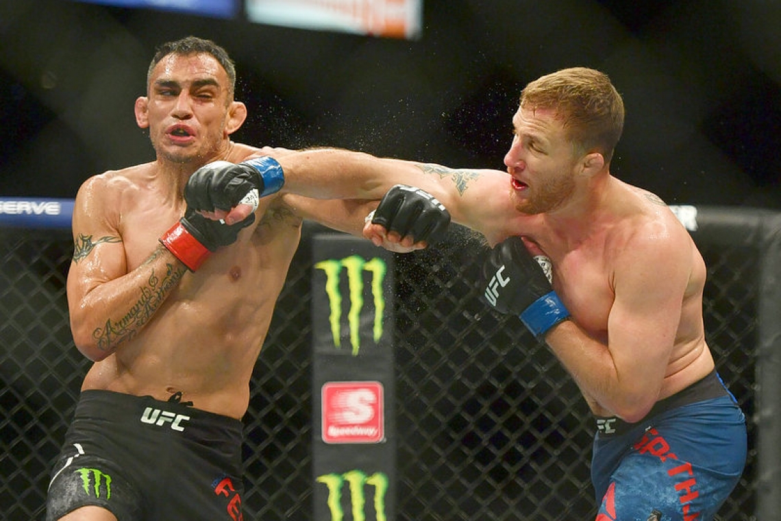 Gaethje upsets Ferguson to win UFC interim lightweight title