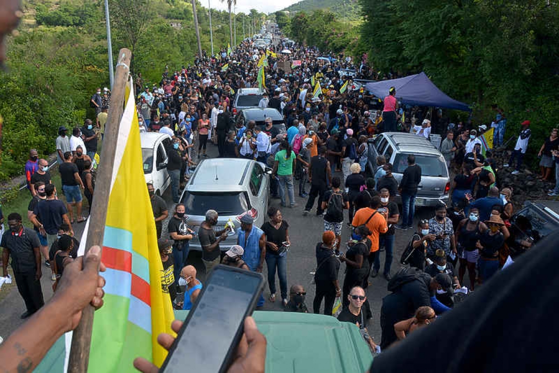 One island, one people: residents turn out  en masse to force Préfète Déléguée’s handd