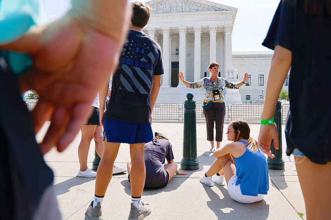 The Daily Herald Us Top Court Blocks Permanent Residency For Some Immigrants