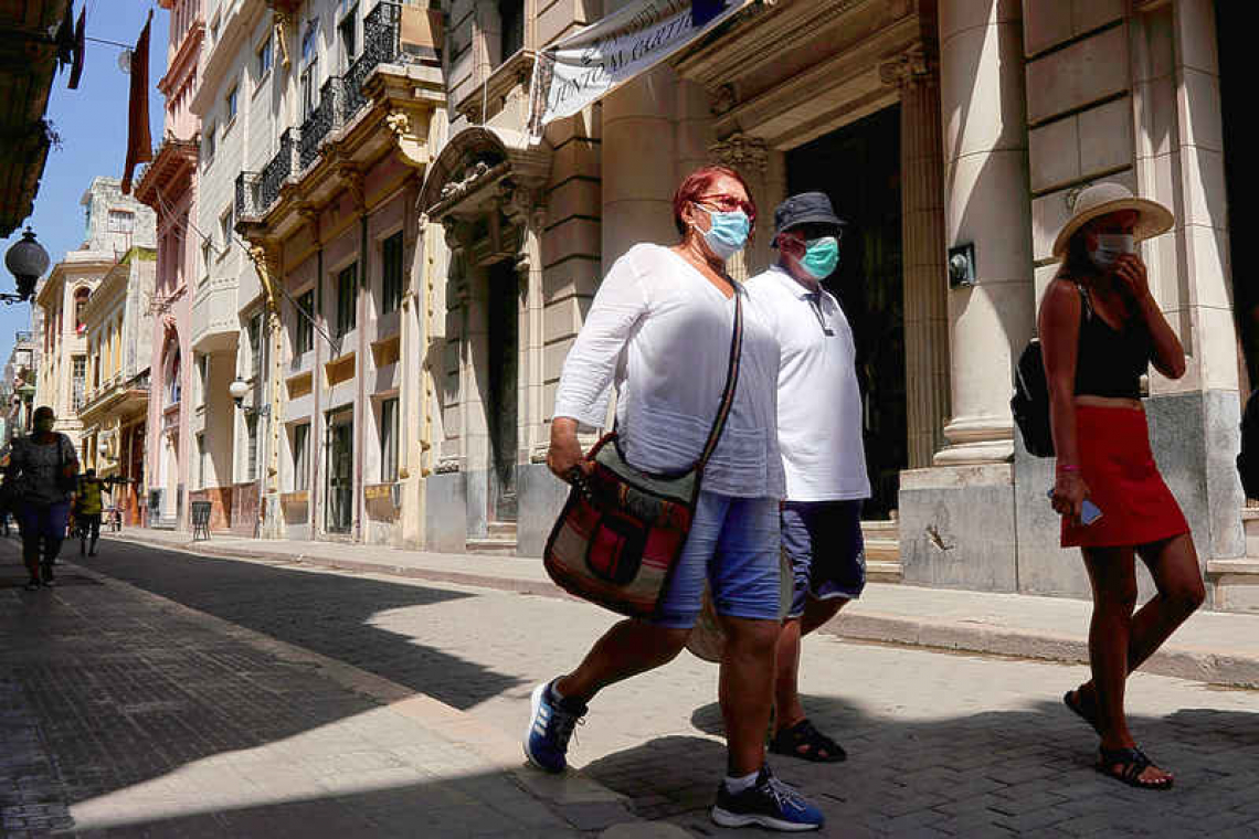 Cuba struggles to get oxygen to  sick, vaccines to healthy persons