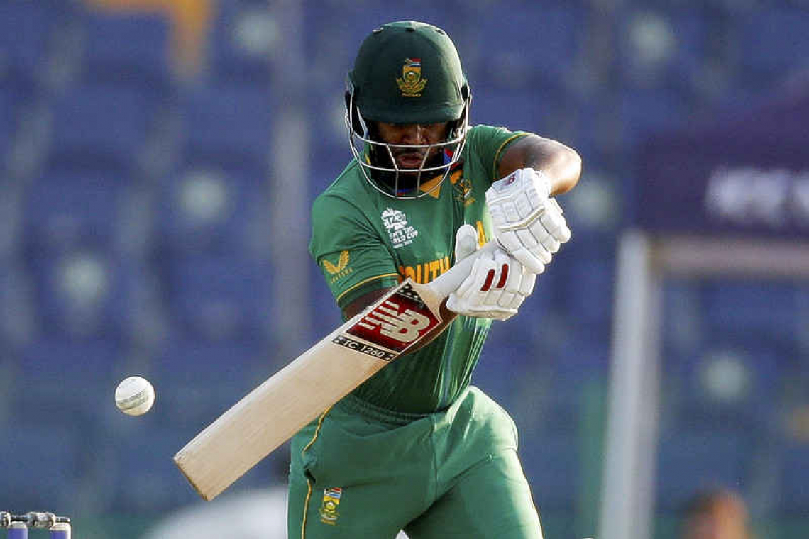 S. Africa boost semi-finals hopes, Bangladesh crash out