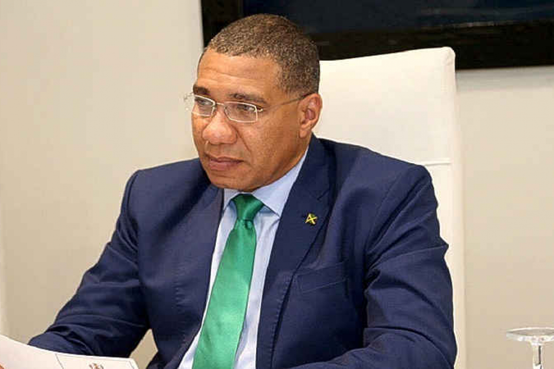 PM urges Jamaicans to stay ‘positive’ as economy grows