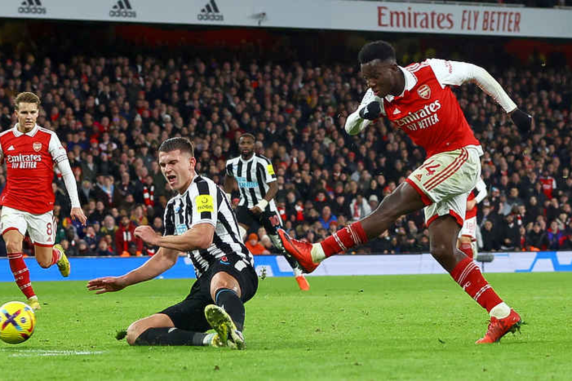    Leaders Arsenal held by rock-solid Newcastle