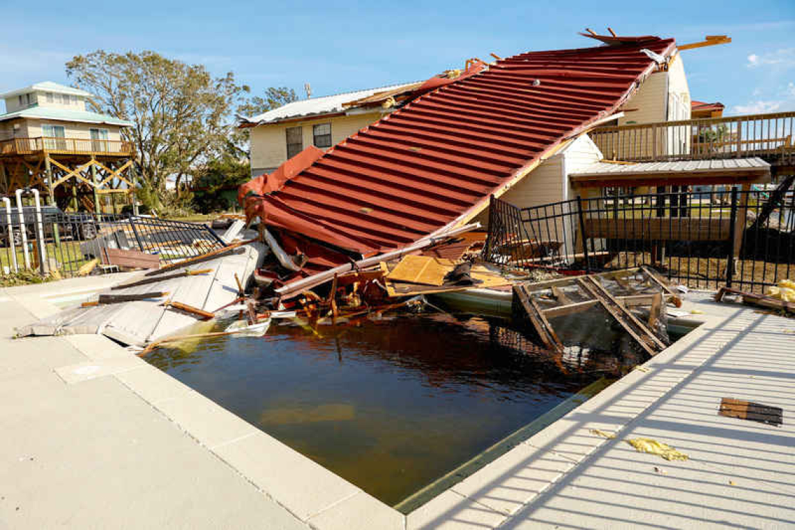 Hurricane Idalia lashes Florida, then weakens and turns fury on Georgia