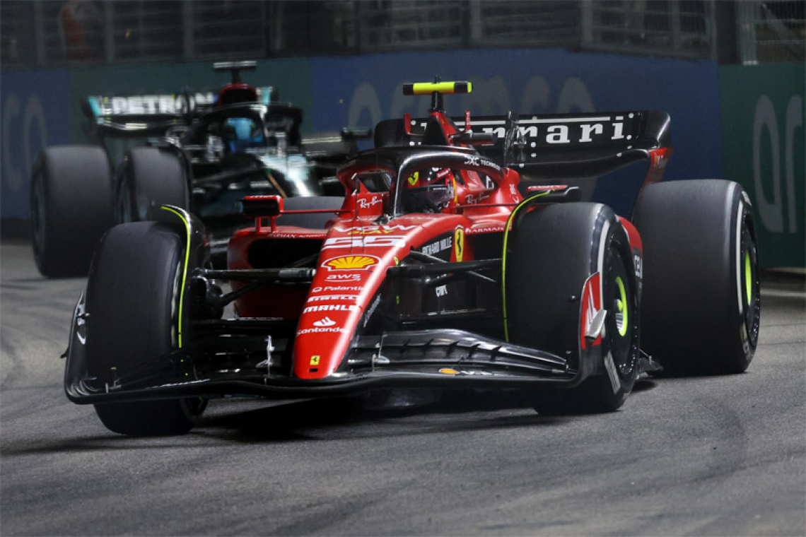 'Smooth operator' Sainz ends Red Bull's winning streak