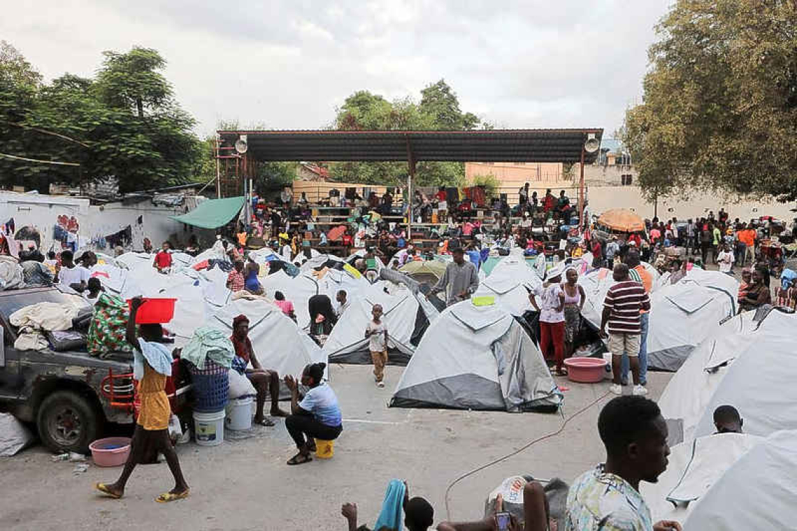       Displaced persons in Haiti hope  for security from UN-backed force 