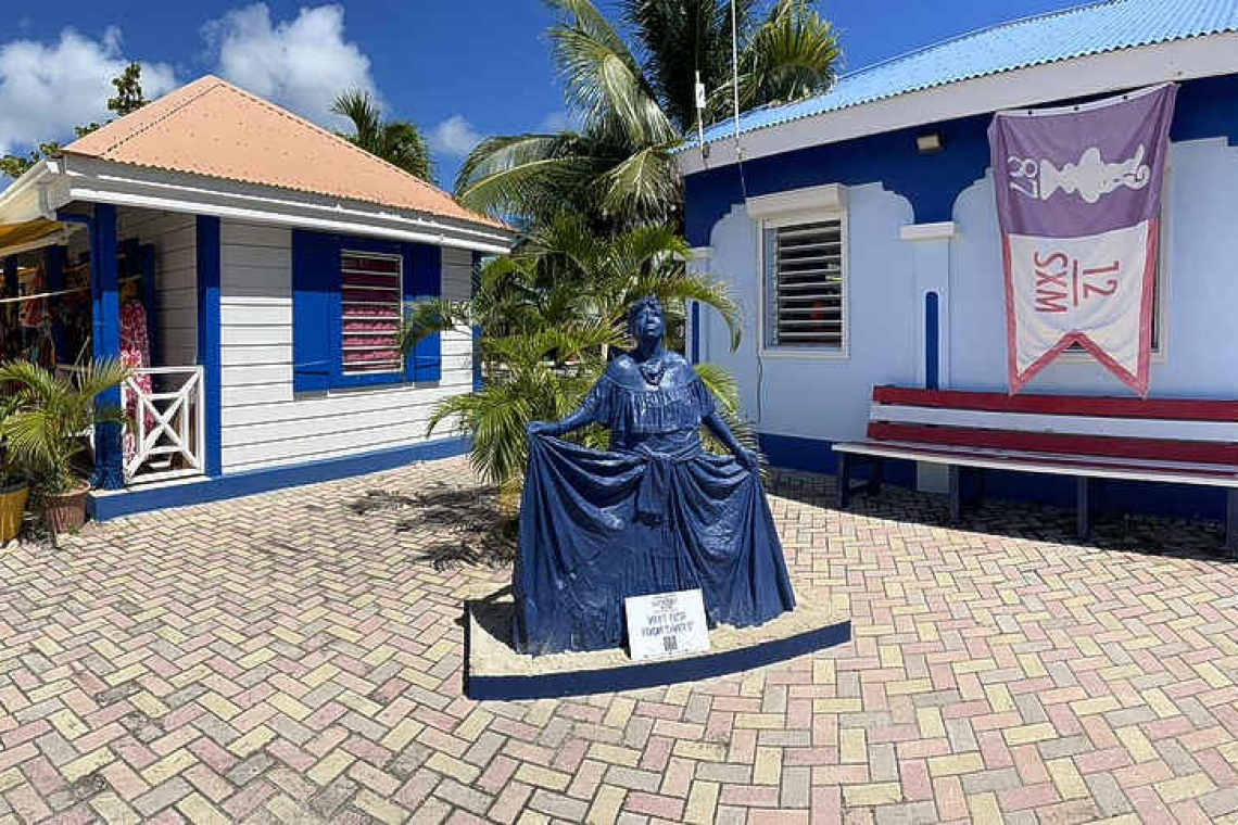 ‘Under SXM’ unveils overland  sculptures around St. Maarten   