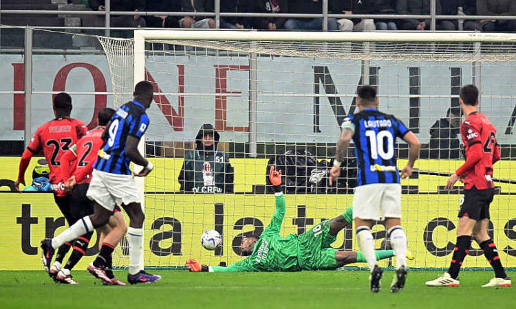 Inter Milan secure Serie A title with win over AC Milan 