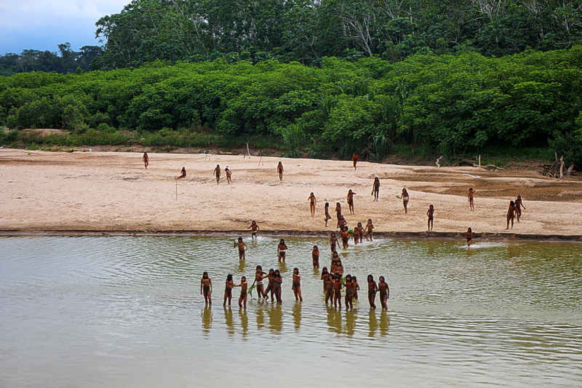 Uncontacted tribe sighted in Peruvian Amazon 