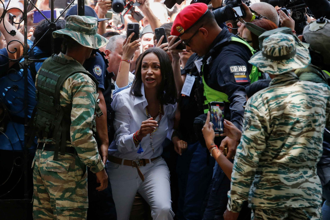 Venezuelans await results in tense presidential vote