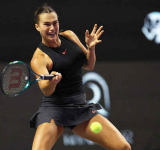 Top seed Sabalenka reaches semis at WTA Finals with win over Paolini