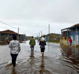 Cuba sees growth unlikely in 2024 as  hurricanes, earthquakes rattle economy