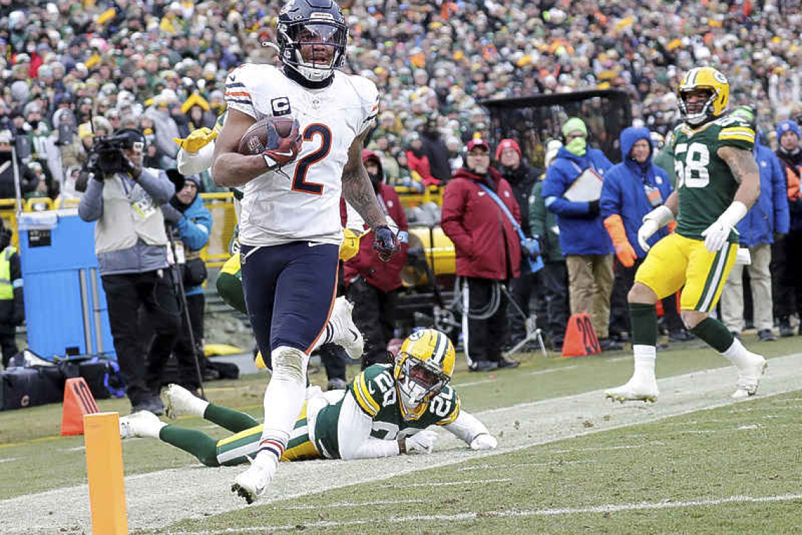 Bears end pair of losing streaks with last-second FG vs. Packers