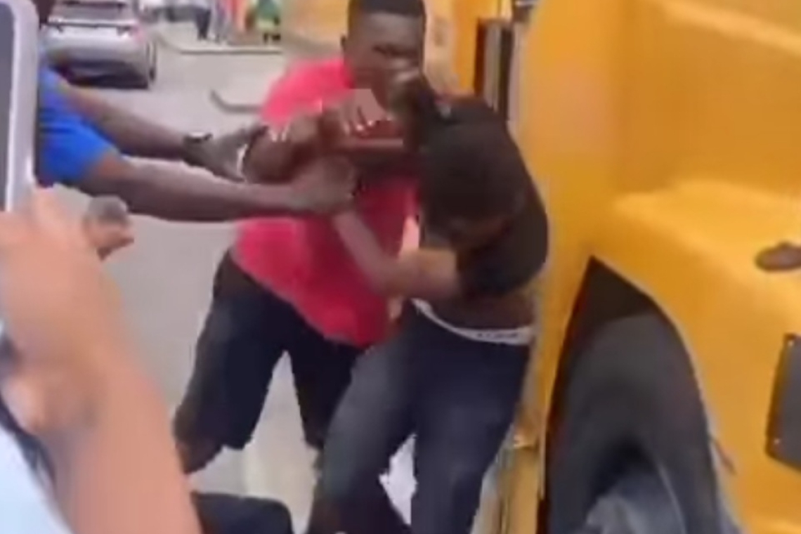 Education Minister requests investigation  into fight between school bus driver, student