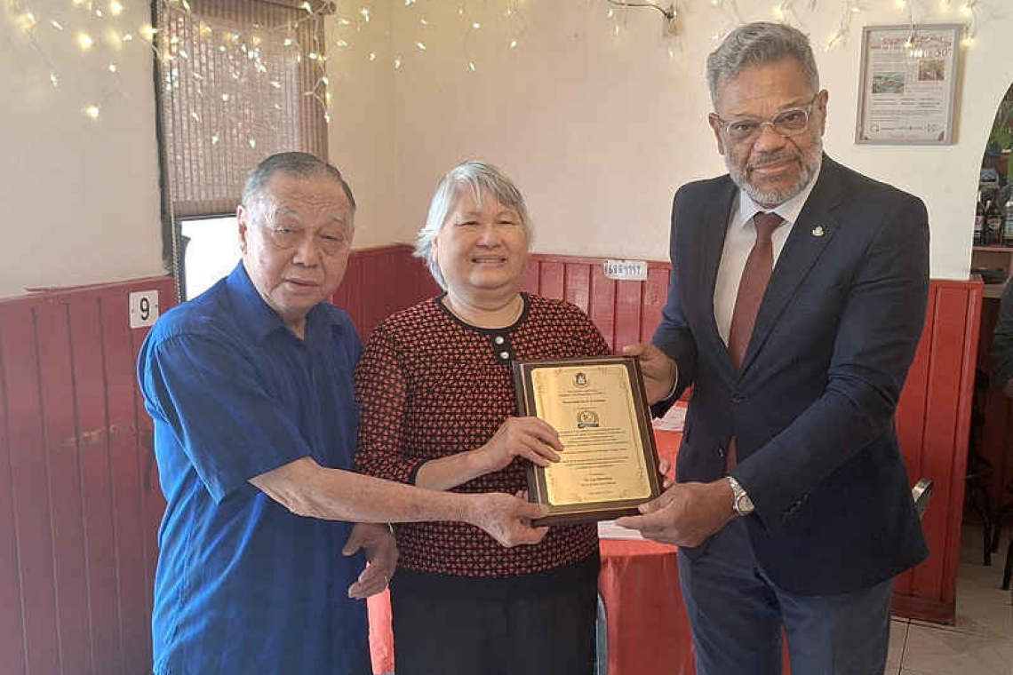 PM recognises Hong Kong Bar &  Restaurant’s 50 years in country