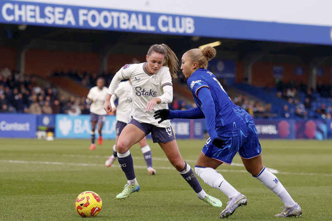 Chelsea snatch WSL win over Everton, Man Utd beat Palace, Arsenal thrash Spurs