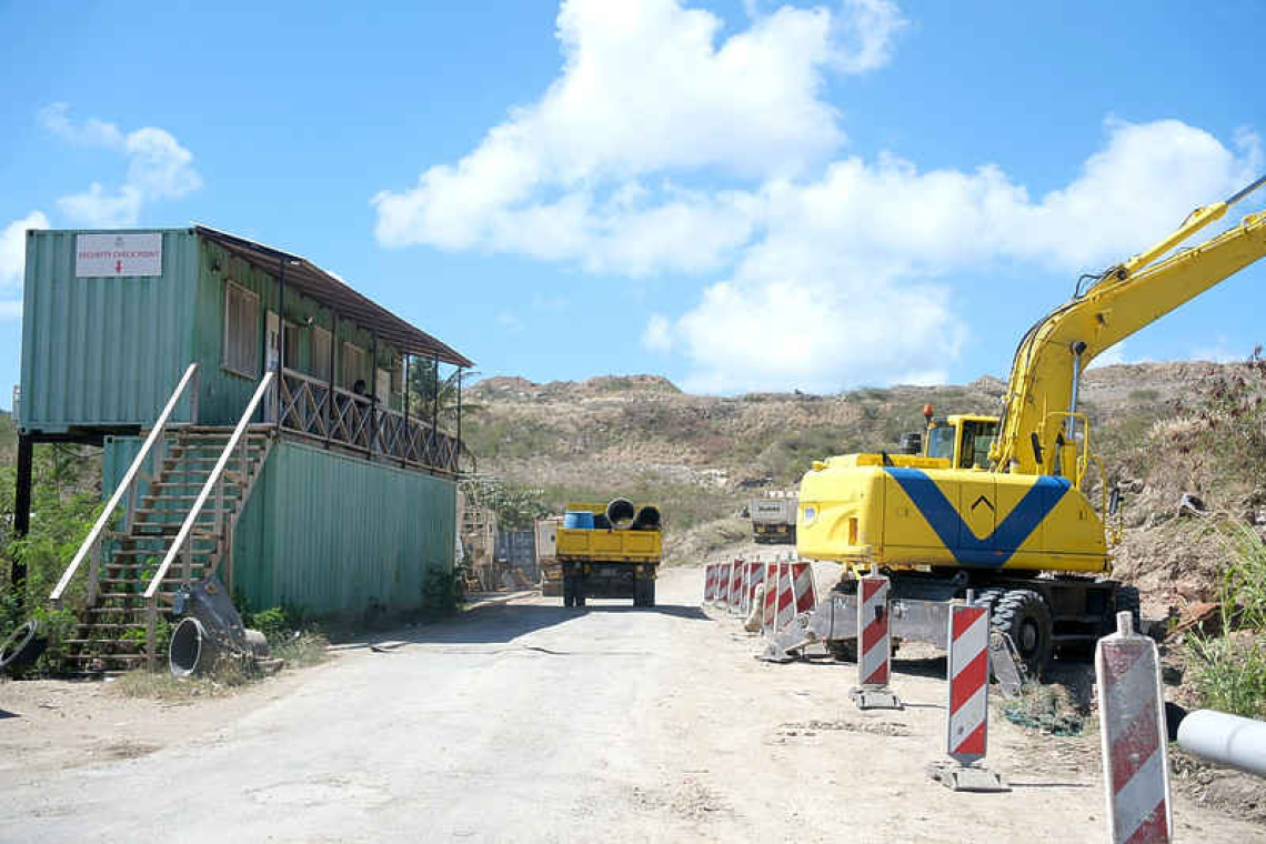 Limited access to landfill due  to installation of weighbridge